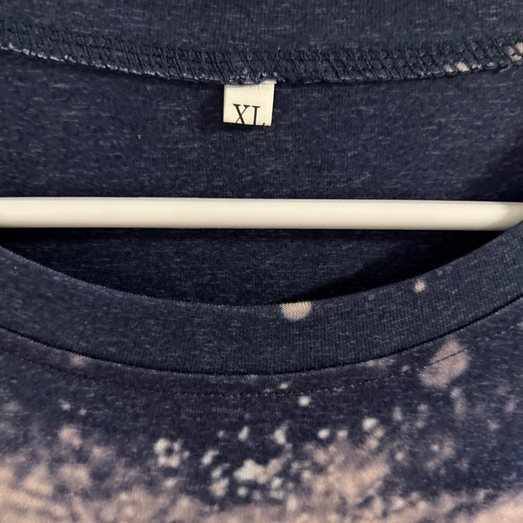 Women’s XL t-shirt - Picture 3 of 4